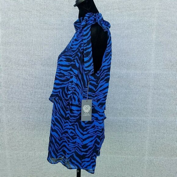 Vince Camuto Metro Blue Stripe Short Sleeve Blouse Women's. Size Medium. NWT - Picture 3 of 12